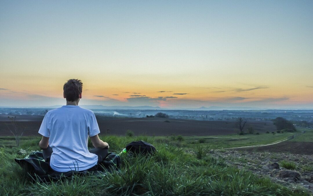 Mindfulness vs. Meditation: What’s the Difference and Why It Matters