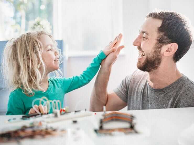 parent encouraging their child in a positive way